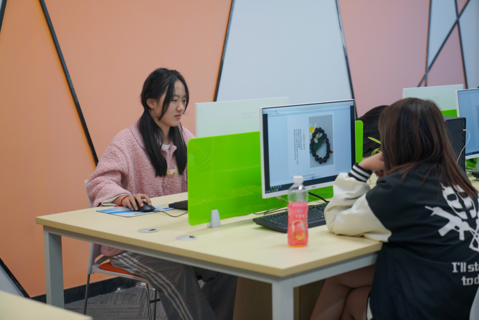 ������Ů���ɿ������룬�Wʲô���g����